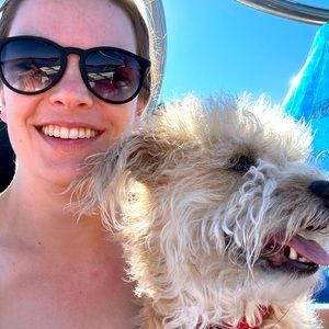 Meet your Posher, Hayley